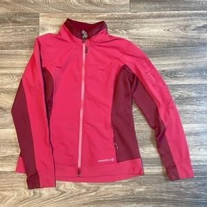Merrell Women’s Aeroblock lightweight jacket - size medium, magenta color
